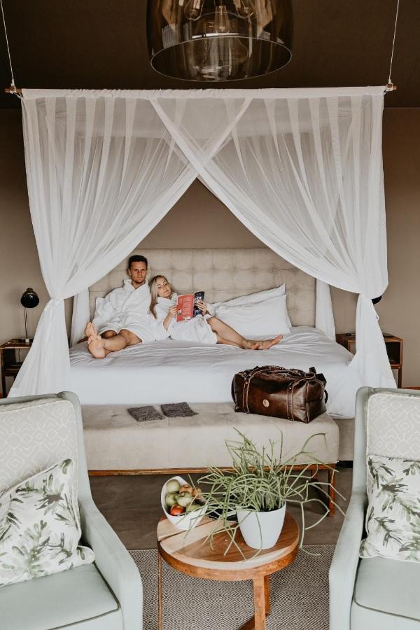 Kifaru Luxury Lodge オウチョ エクステリア 写真