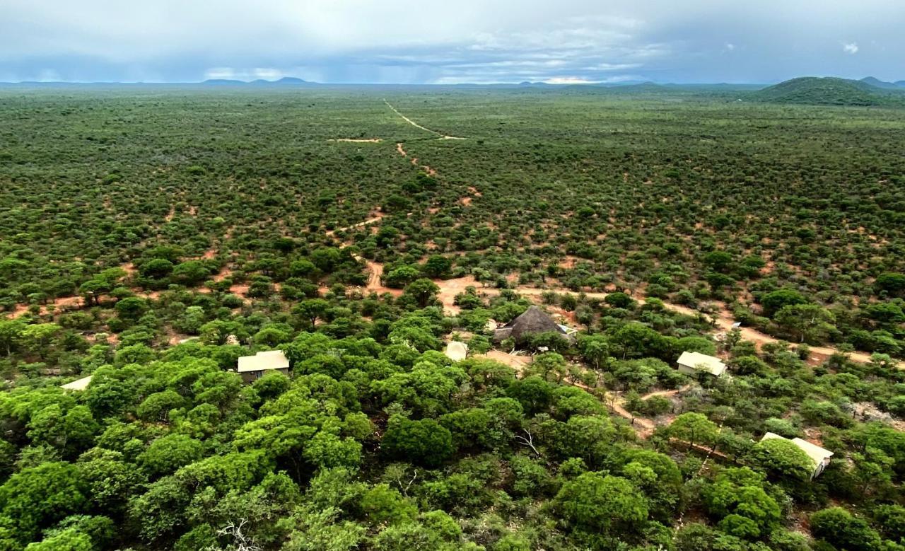 Kifaru Luxury Lodge オウチョ エクステリア 写真