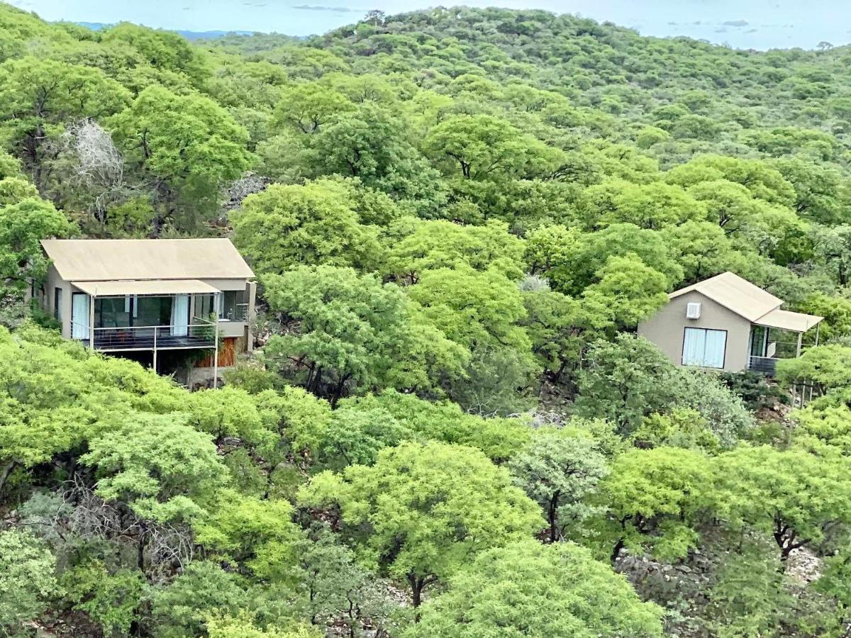 Kifaru Luxury Lodge オウチョ エクステリア 写真